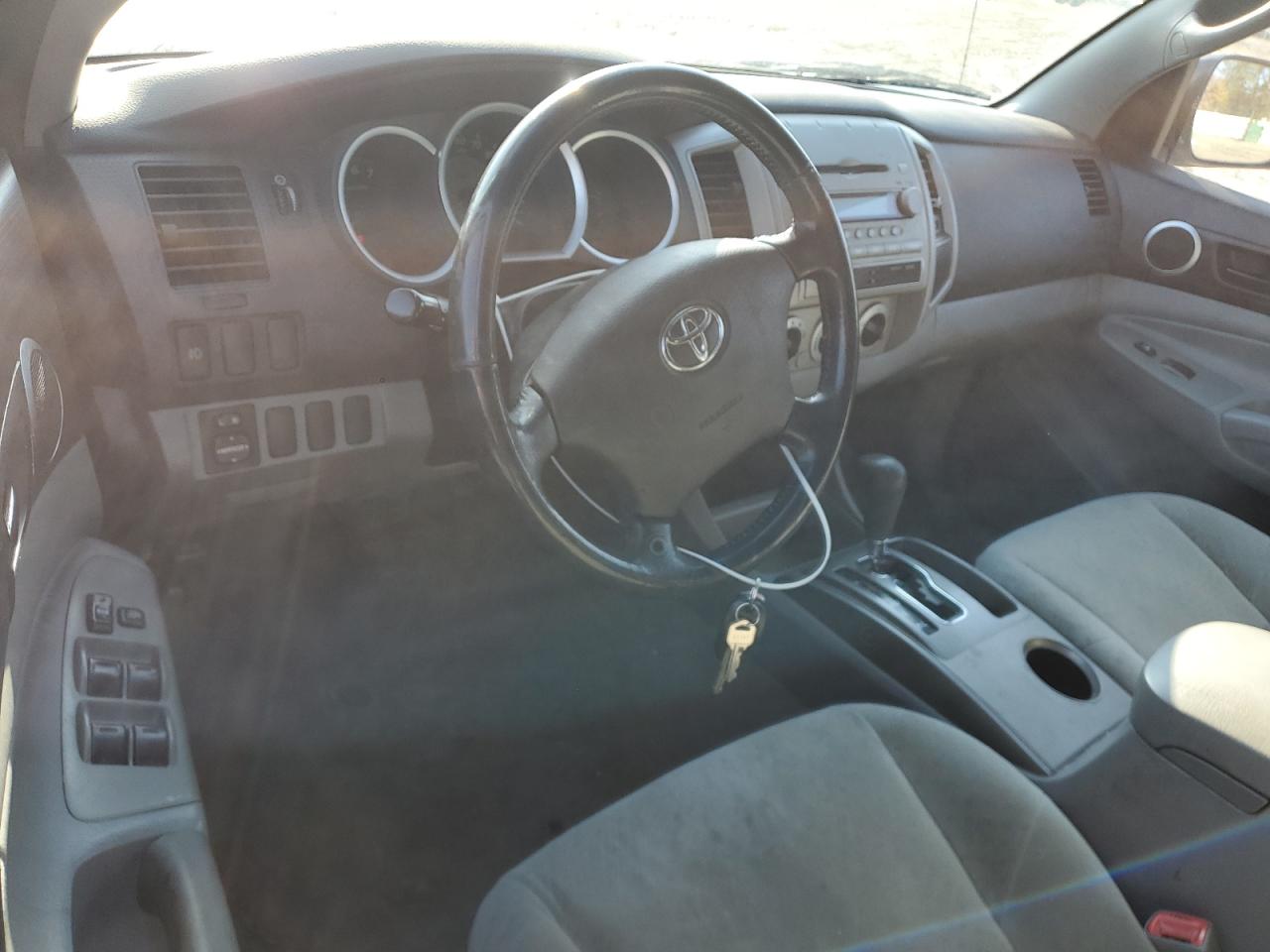 2005 Toyota Tacoma - Image 8