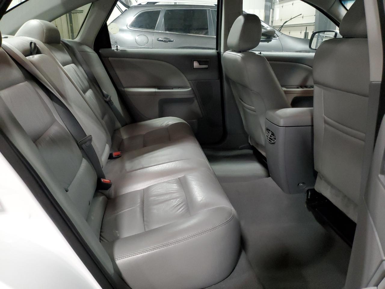 2006 Ford Five Hundred - Image 10