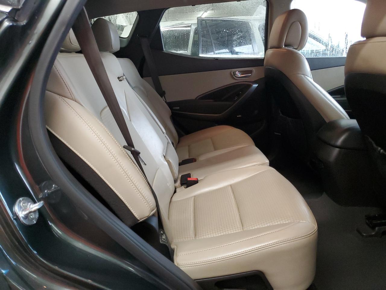 2013 Hyundai Santa Fe - Image 11