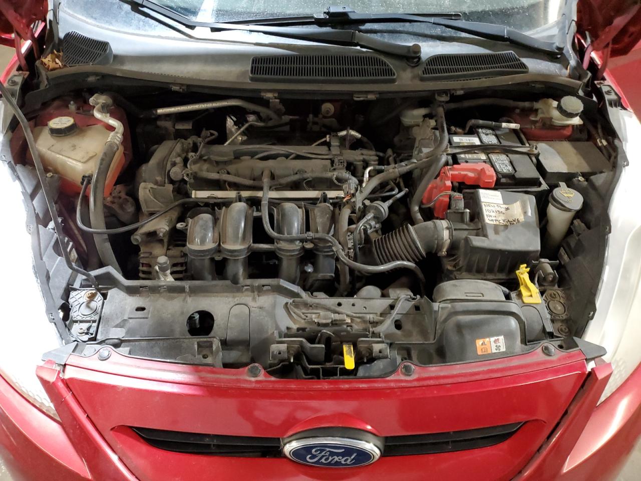 2012 Ford Fiesta - Image 12