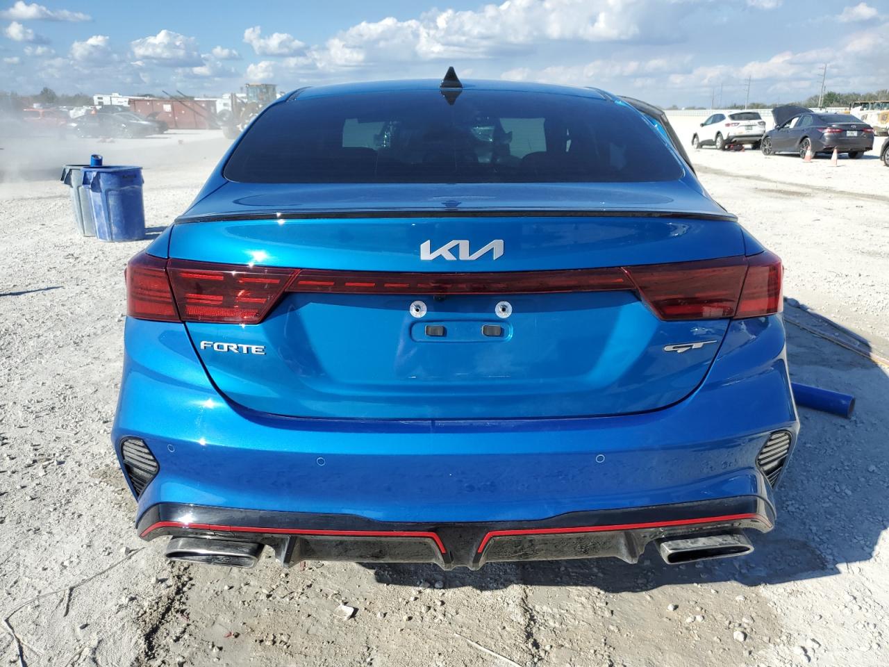 2022 Kia Forte - Image 6