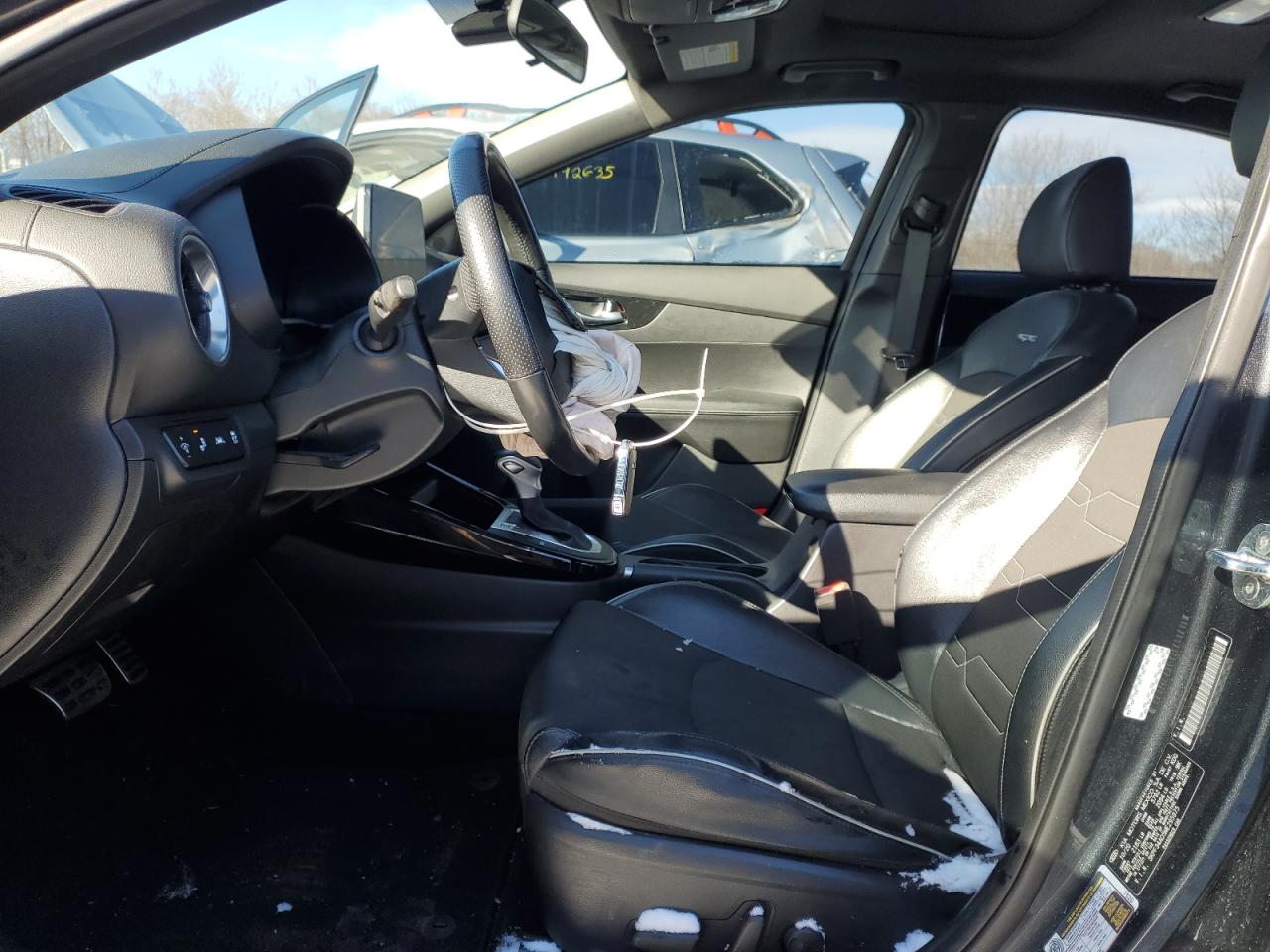 2021 Kia Forte - Image 7