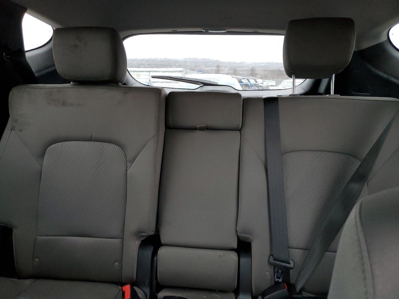 2018 Hyundai Santa Fe - Image 10
