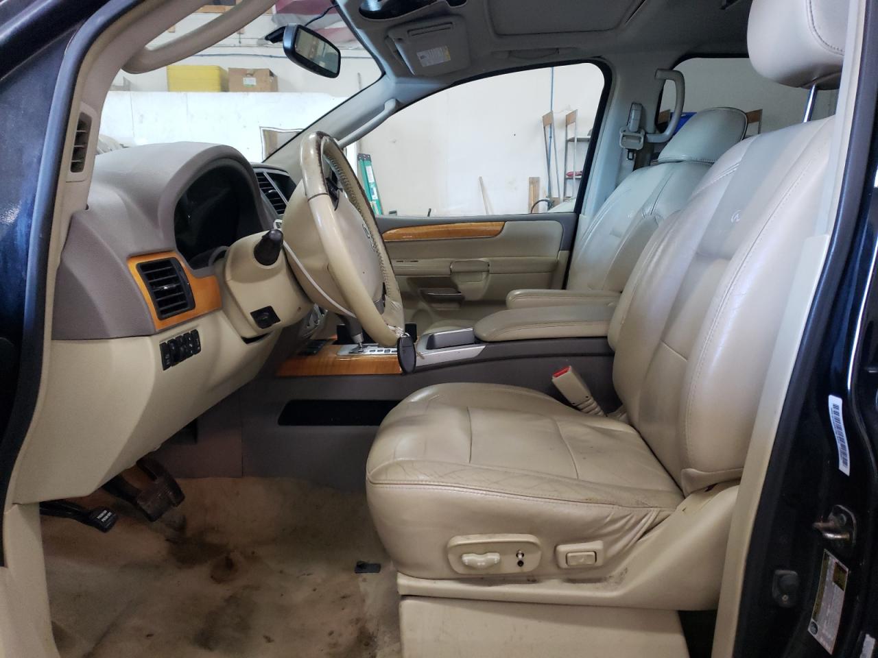 2010 Infiniti QX56 - Image 7