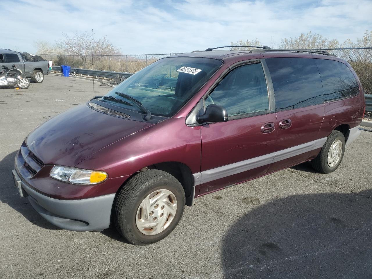 2000 Dodge Grand Caravan Se for Sale in North Las Vegas, NV - Minor Dent/Scratches