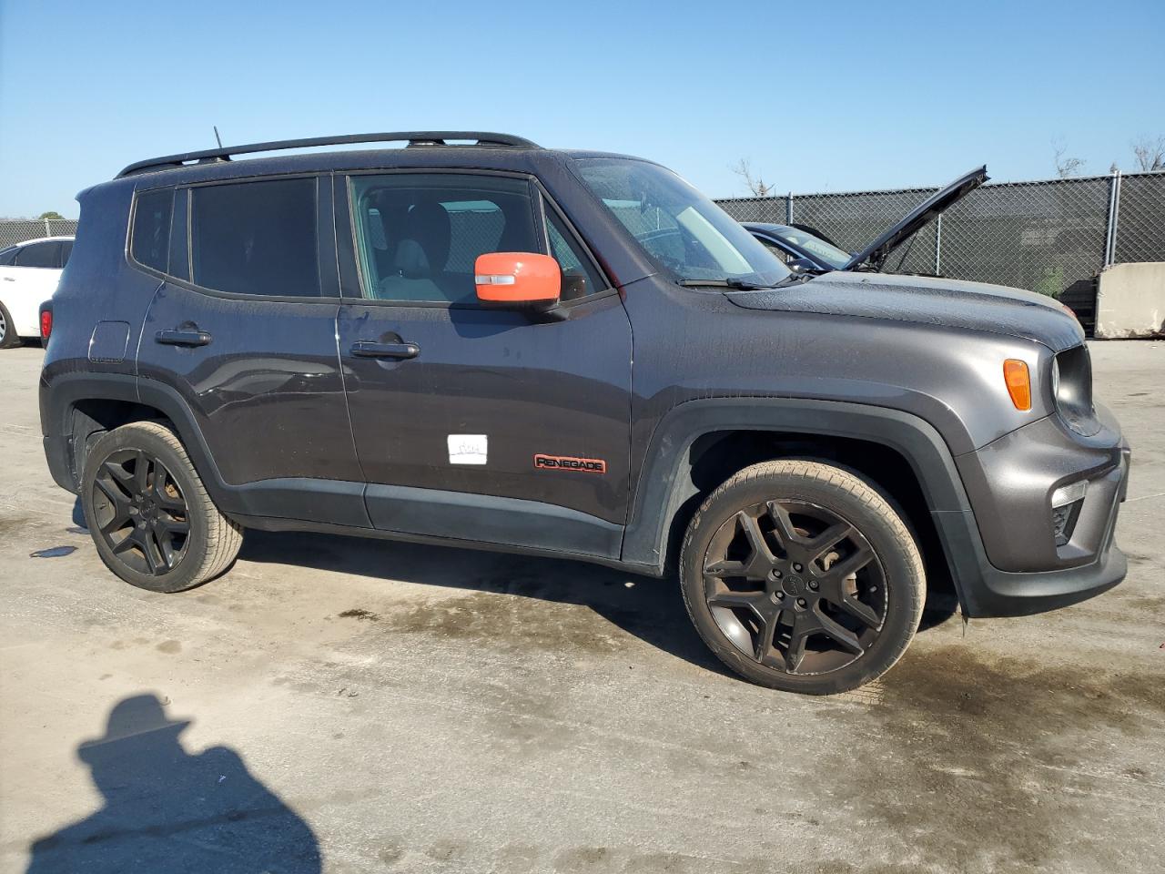 2020 Jeep Renegade - Image 4