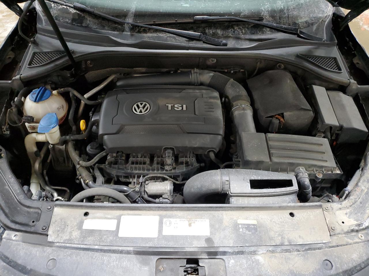 2016 Volkswagen Passat - Image 11