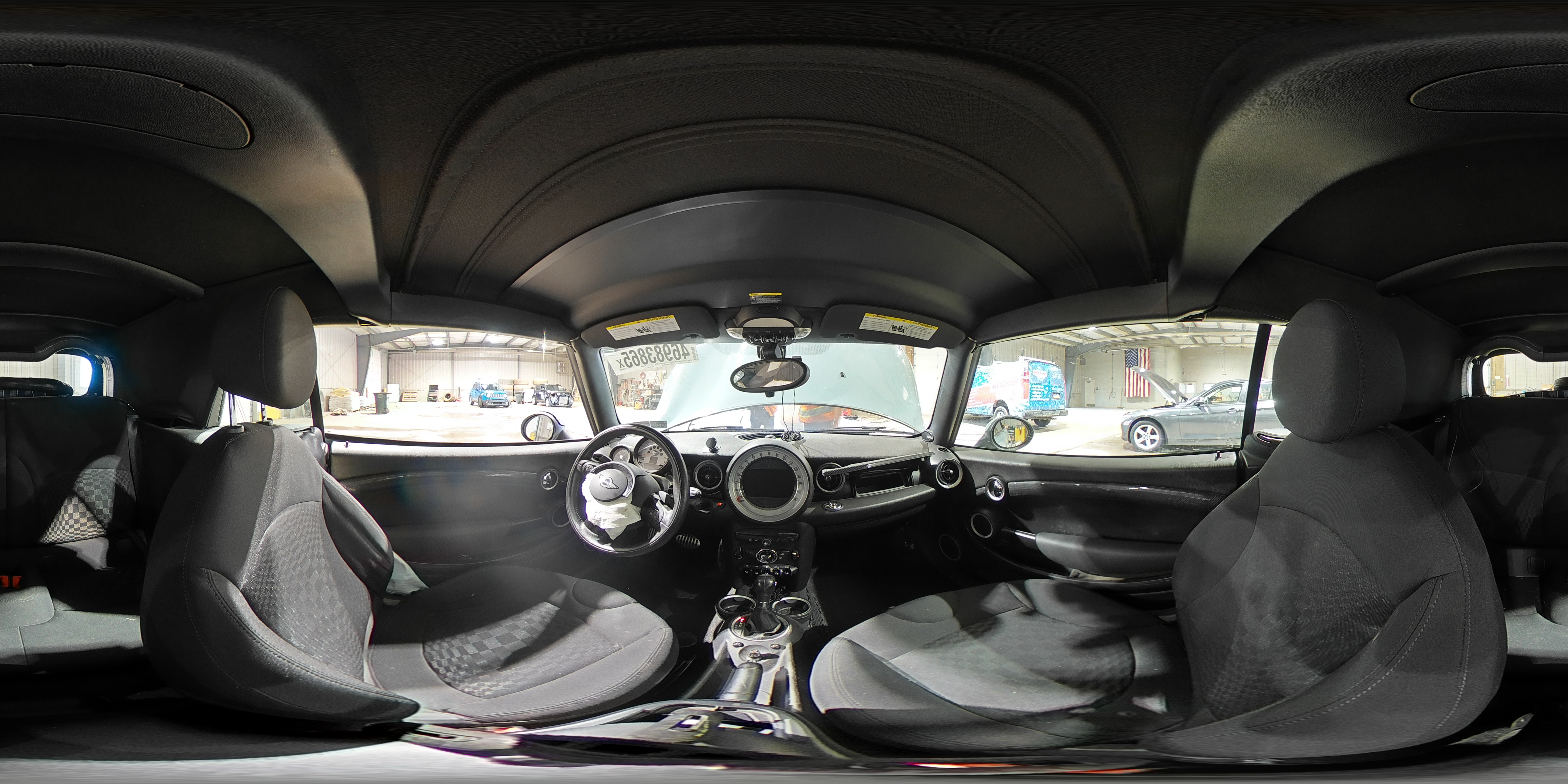 2014 MINI Cooper - Image 12