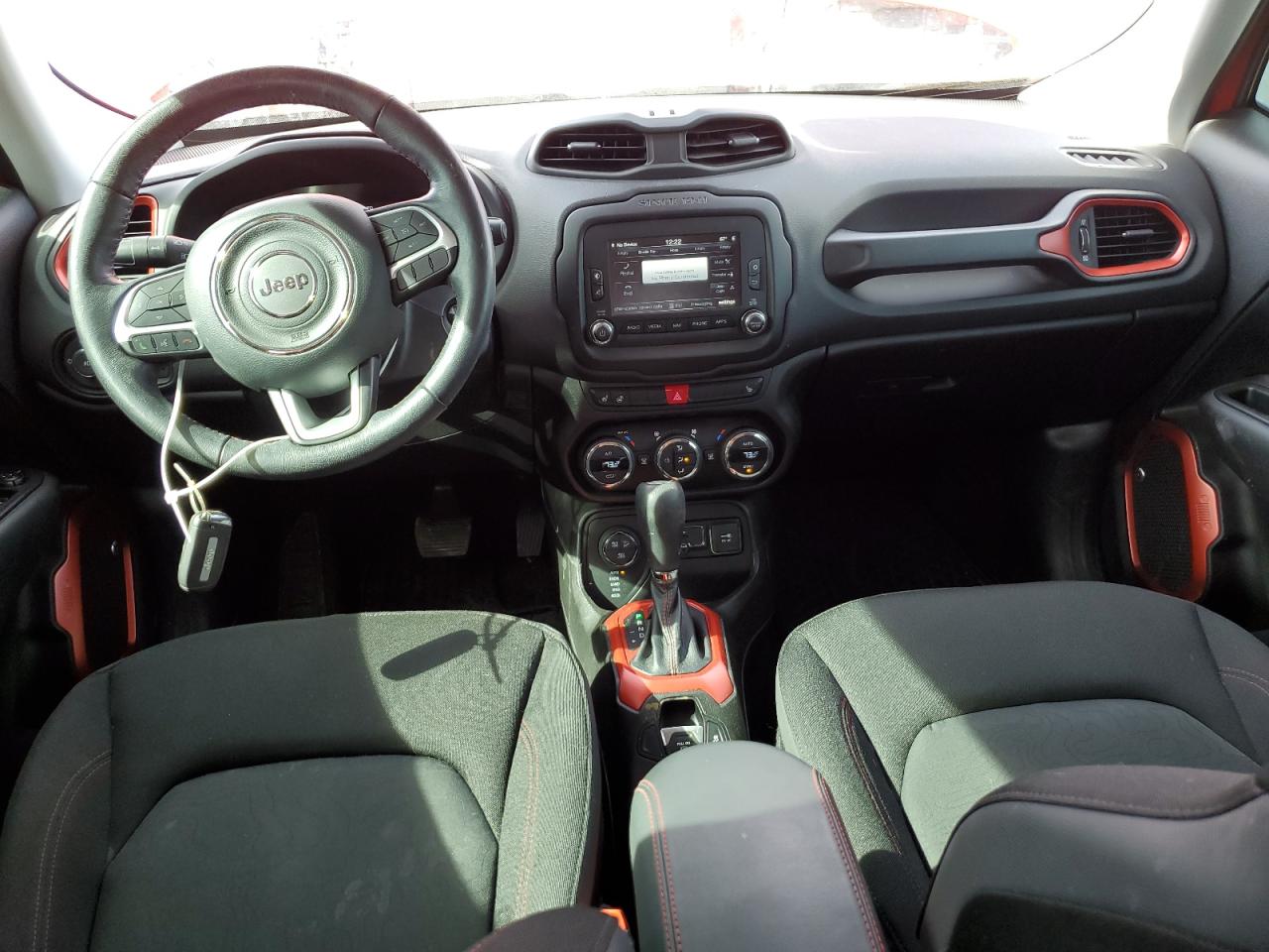 2017 Jeep Renegade - Image 8