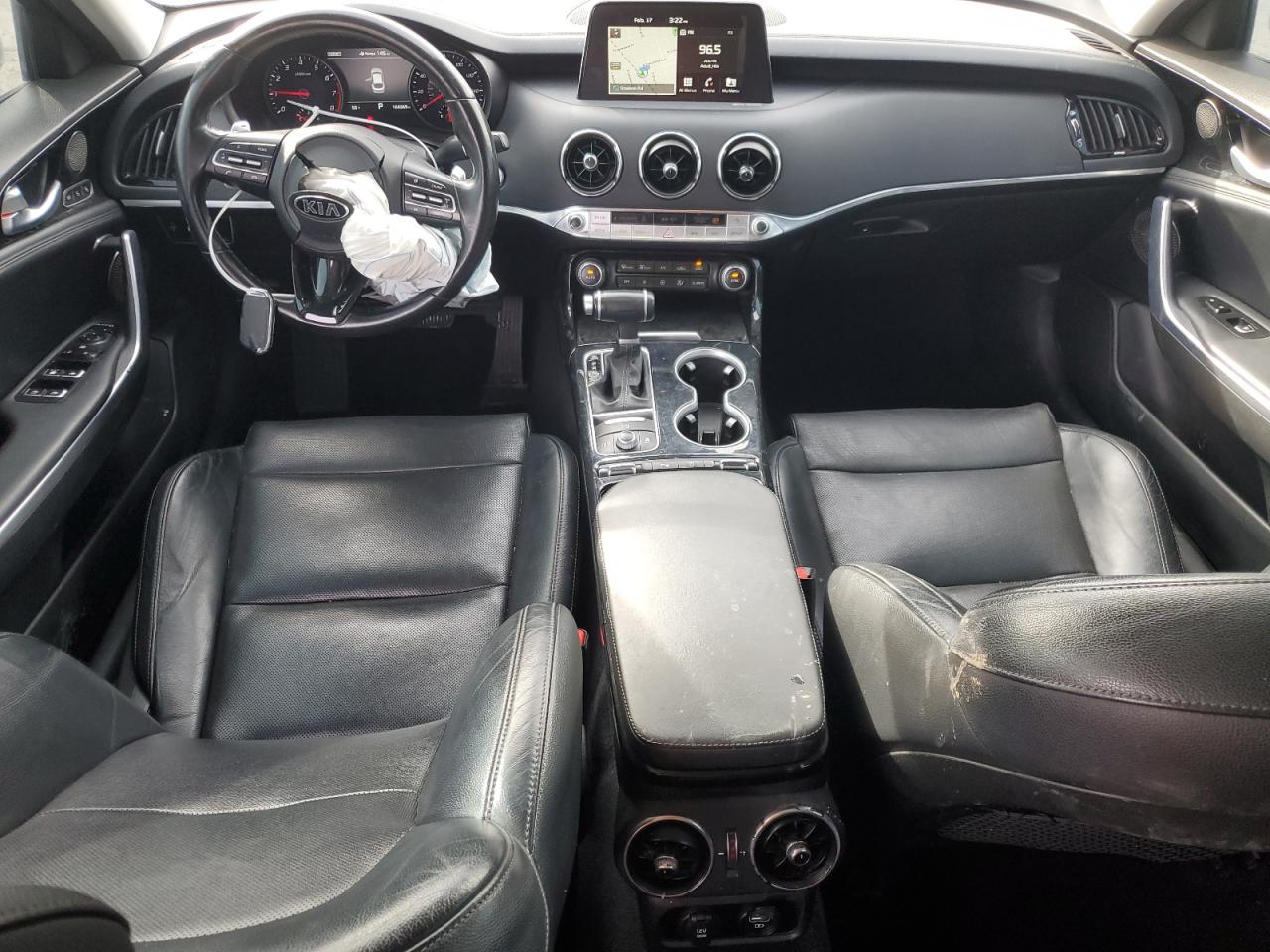2018 Kia Stinger - Image 8