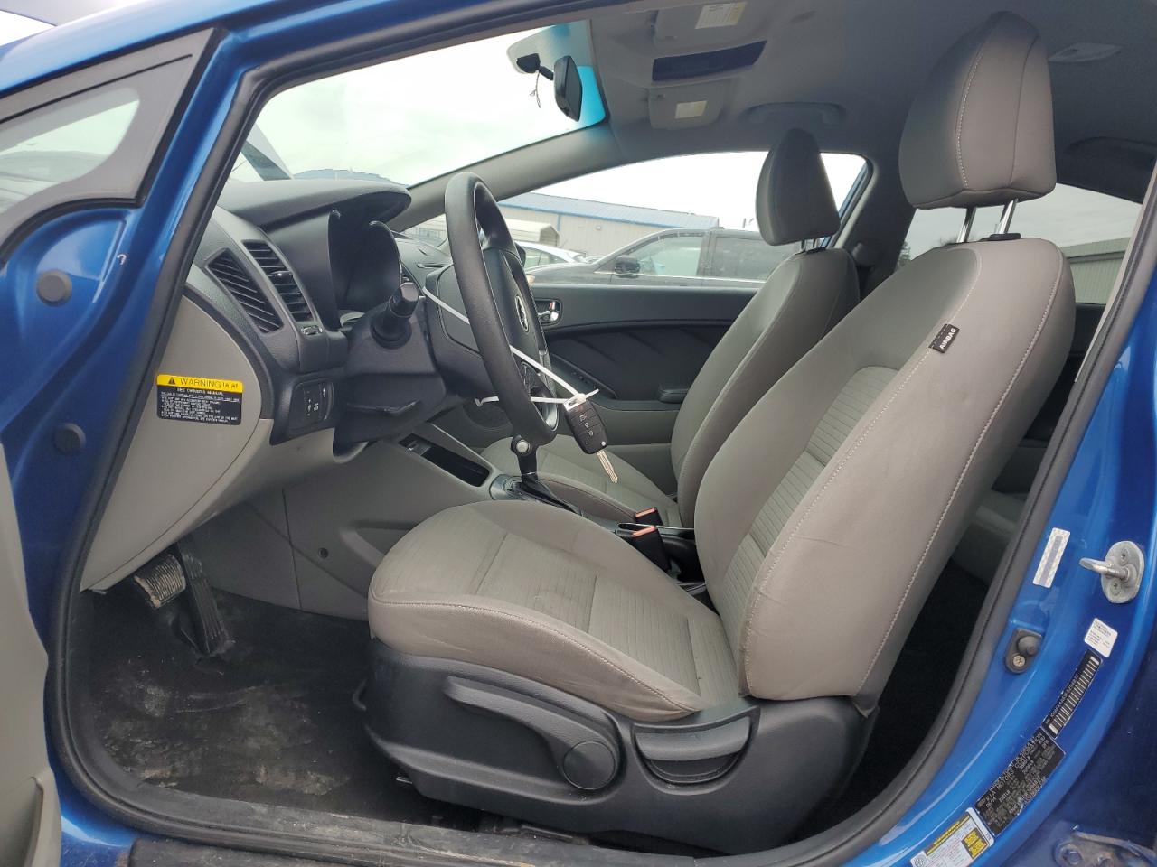 2015 Kia Forte - Image 7