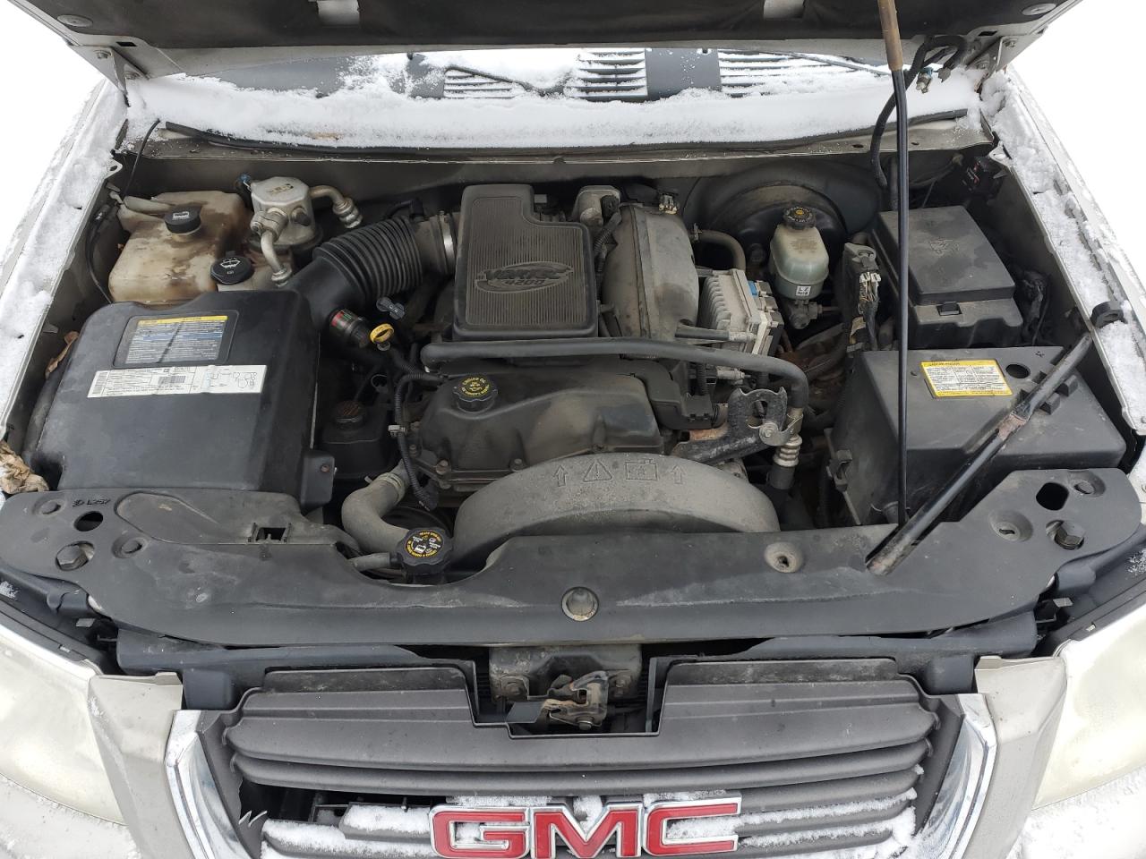 2002 GMC Envoy - Image 12
