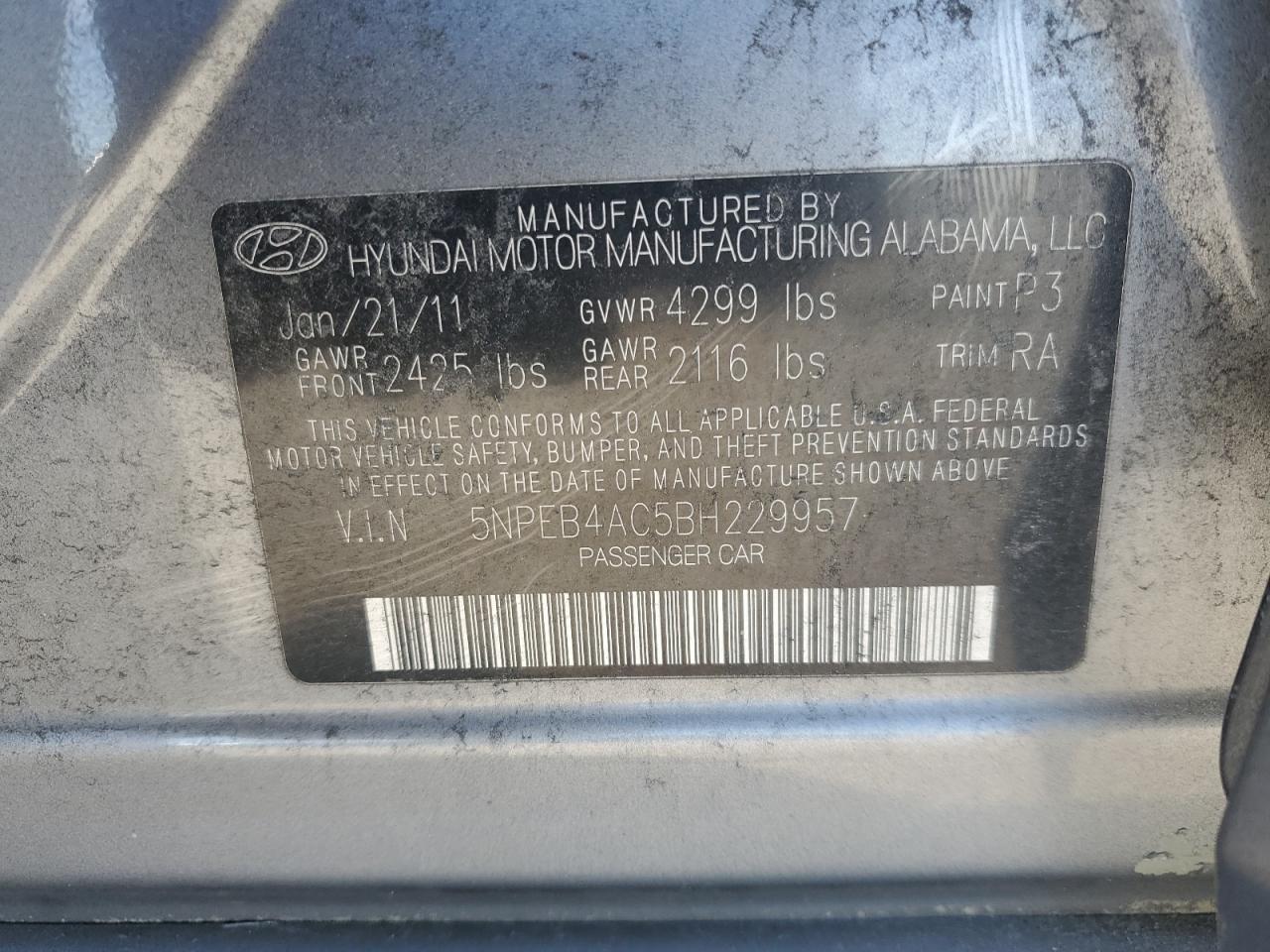 2011 Hyundai Sonata - Image 12