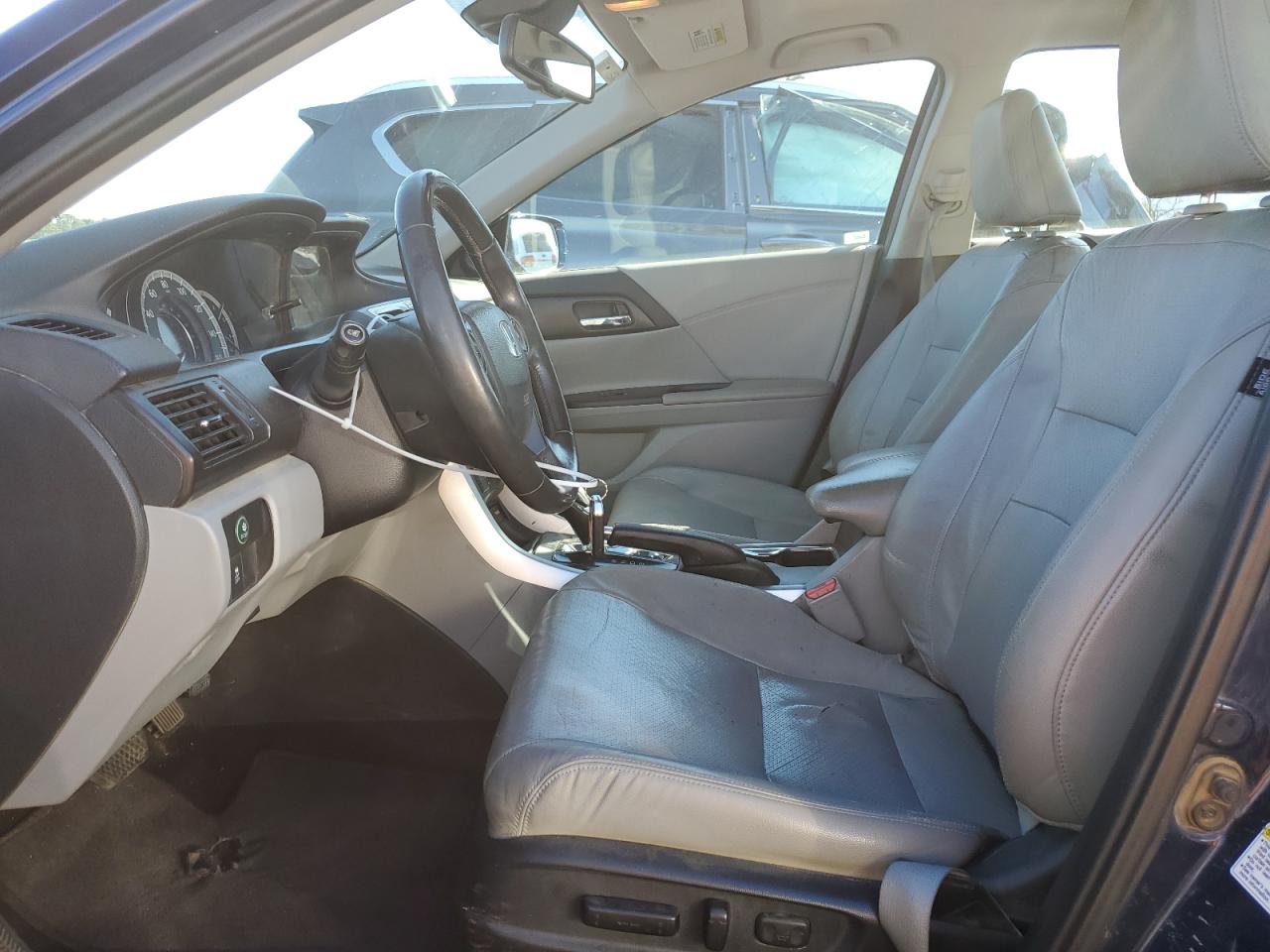 2015 Honda Accord - Image 7