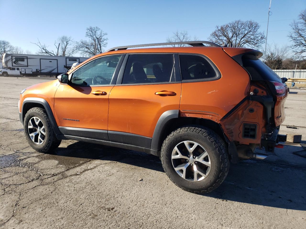 2015 Jeep Cherokee - Image 2