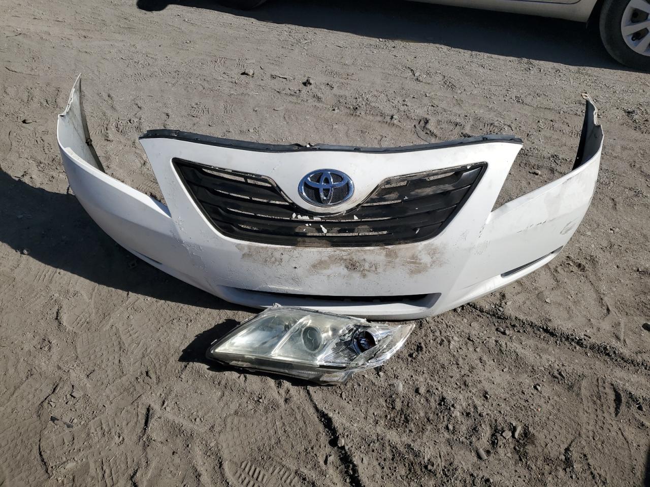 2009 Toyota Camry - Image 14