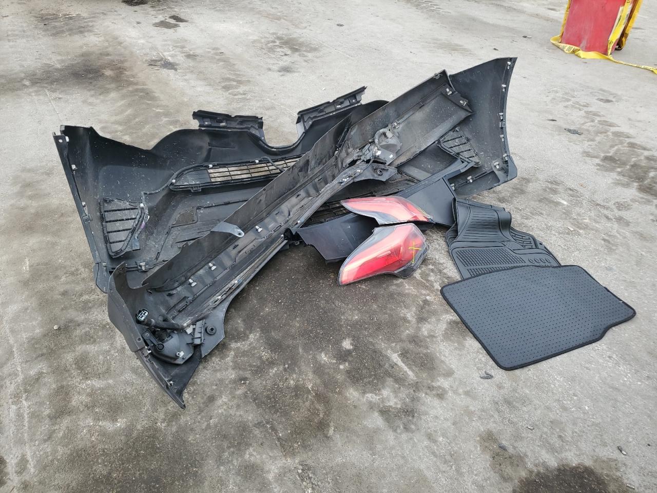 2018 Toyota RAV 4 - Image 9