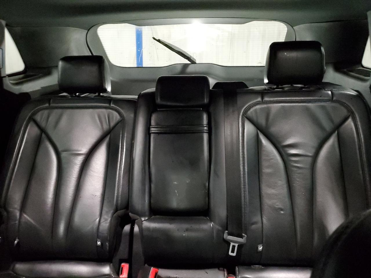 2016 Lincoln MKX - Image 10