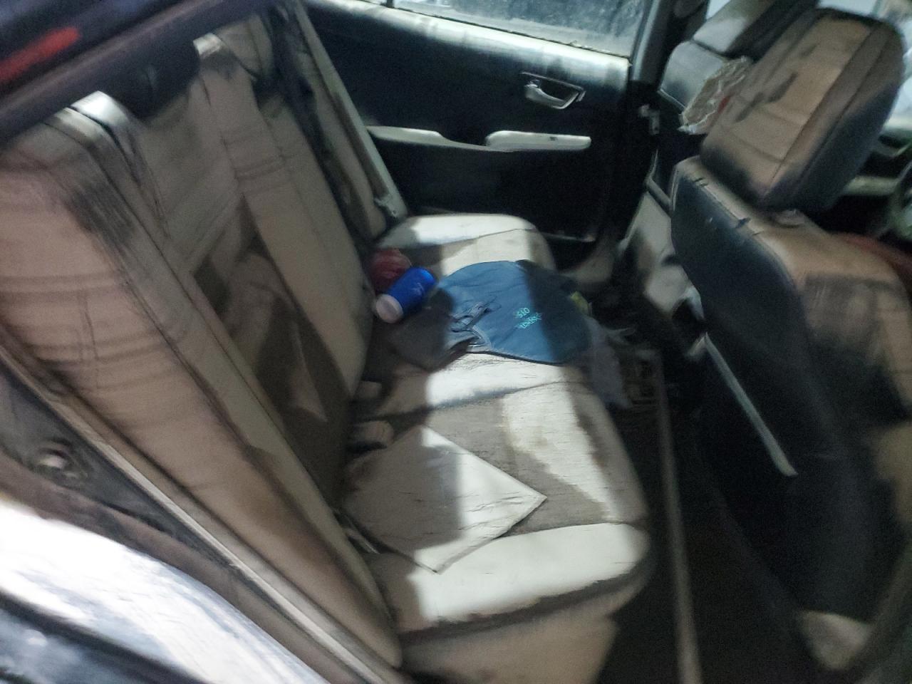 2012 Toyota Camry - Image 10