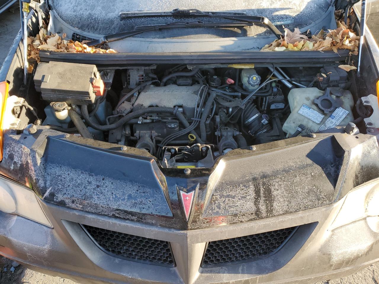 2001 Pontiac Aztek - Image 12