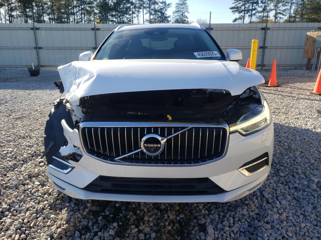 2019 Volvo XC60 - Image 5