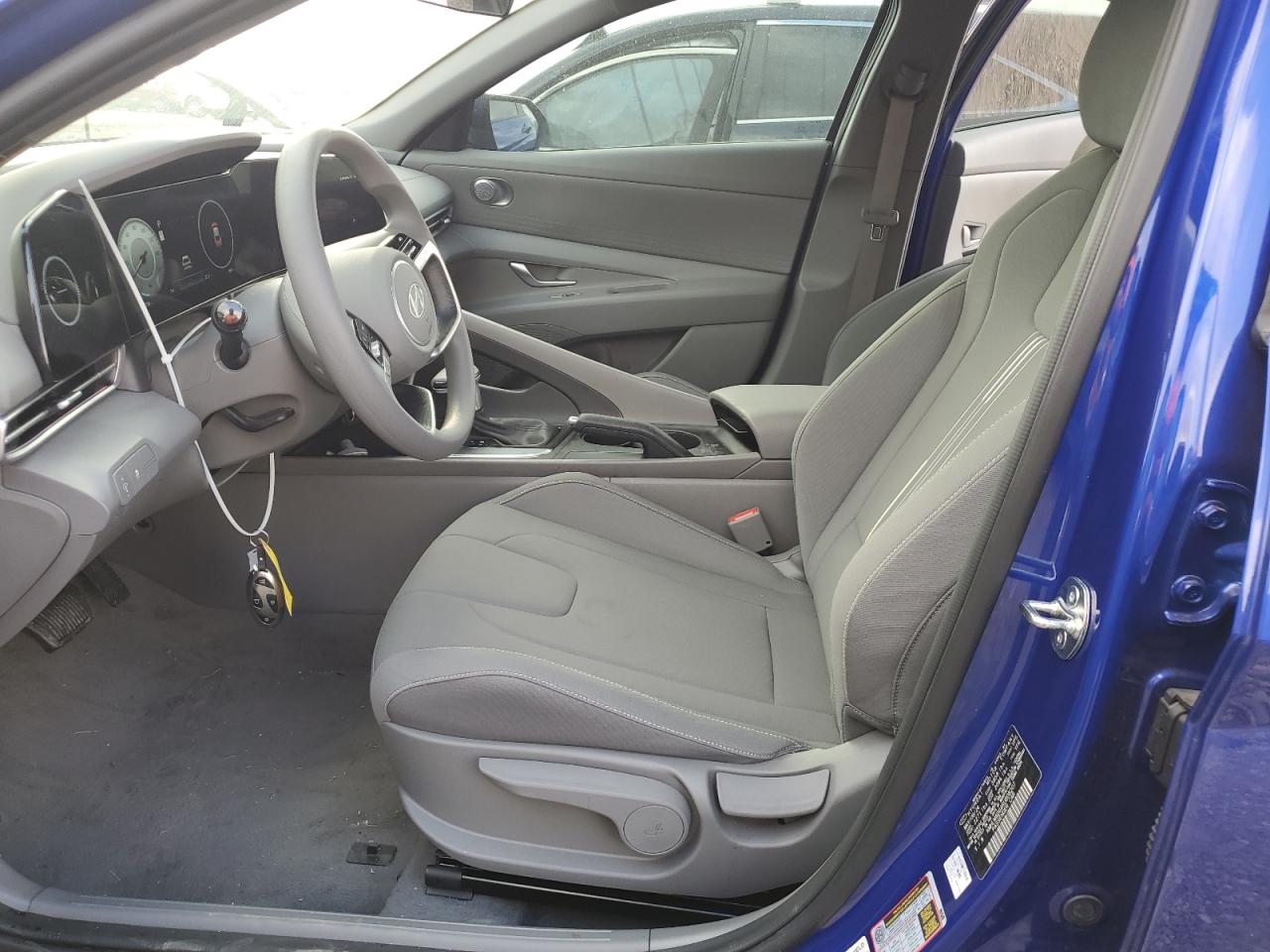 2024 Hyundai Elantra - Image 7