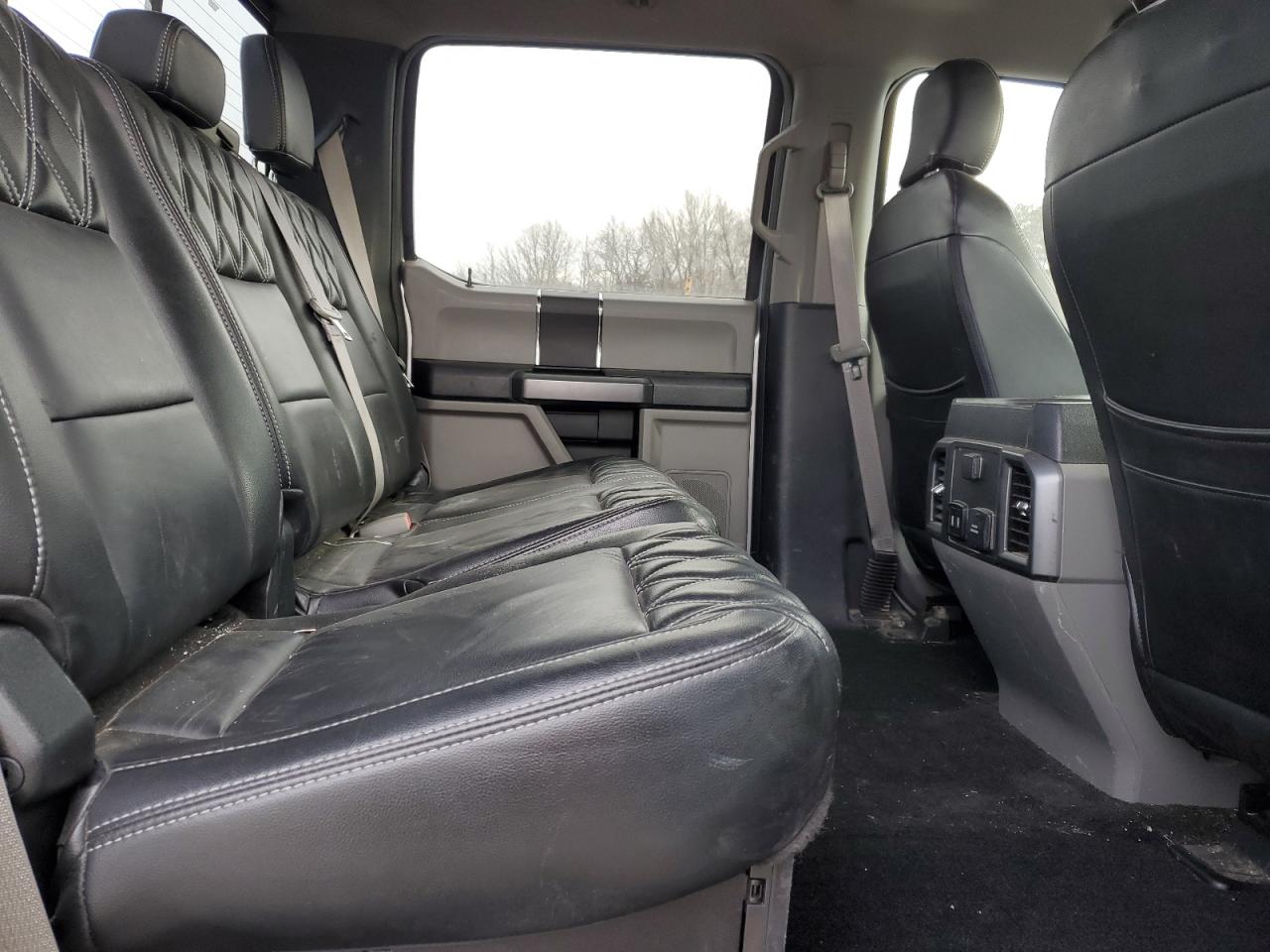 2019 Ford F250 - Image 10