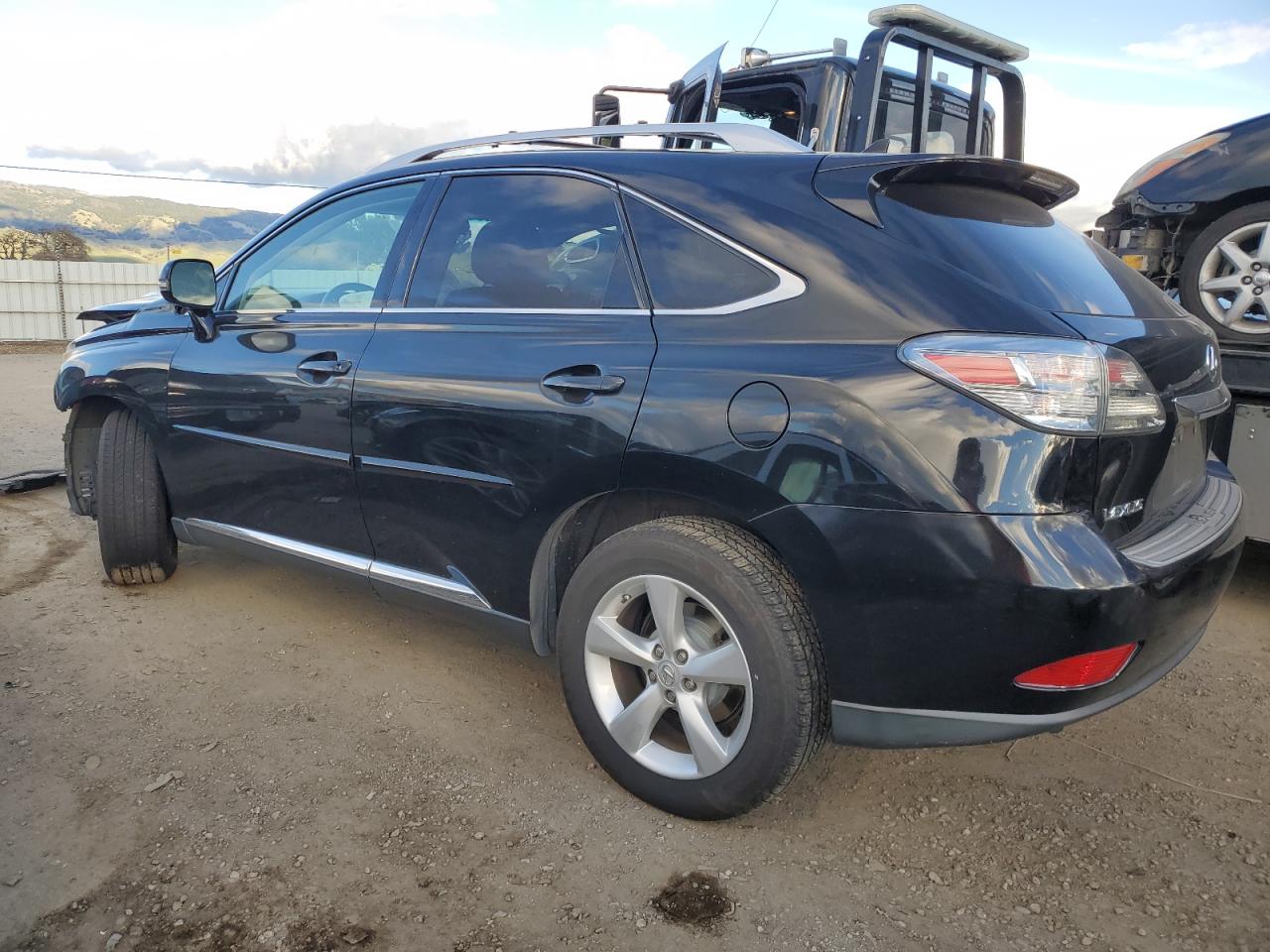 2010 Lexus RX - Image 2