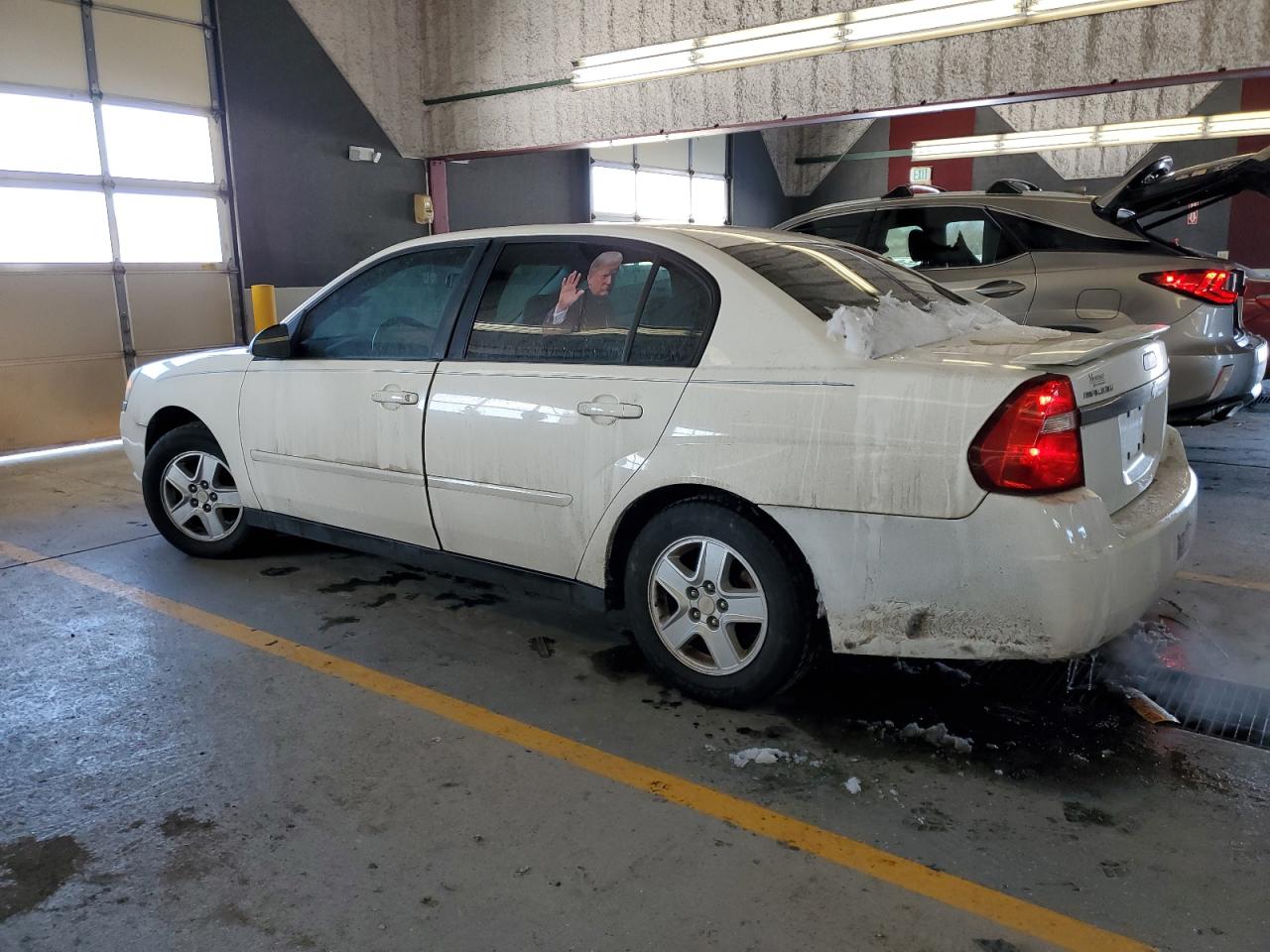 2005 Chevrolet Malibu - Image 2