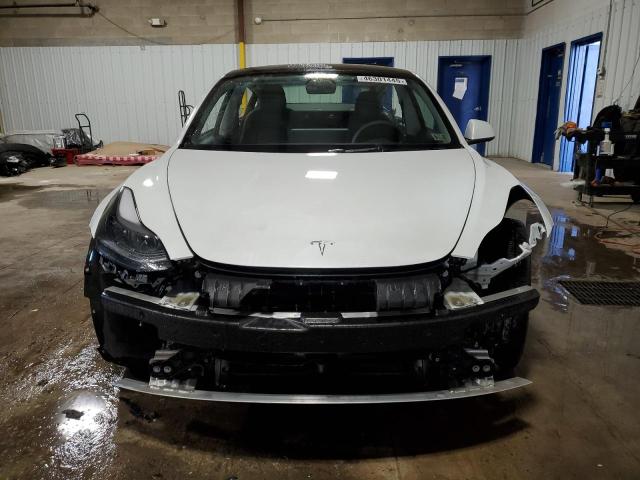  TESLA MODEL 3 2023 Белый