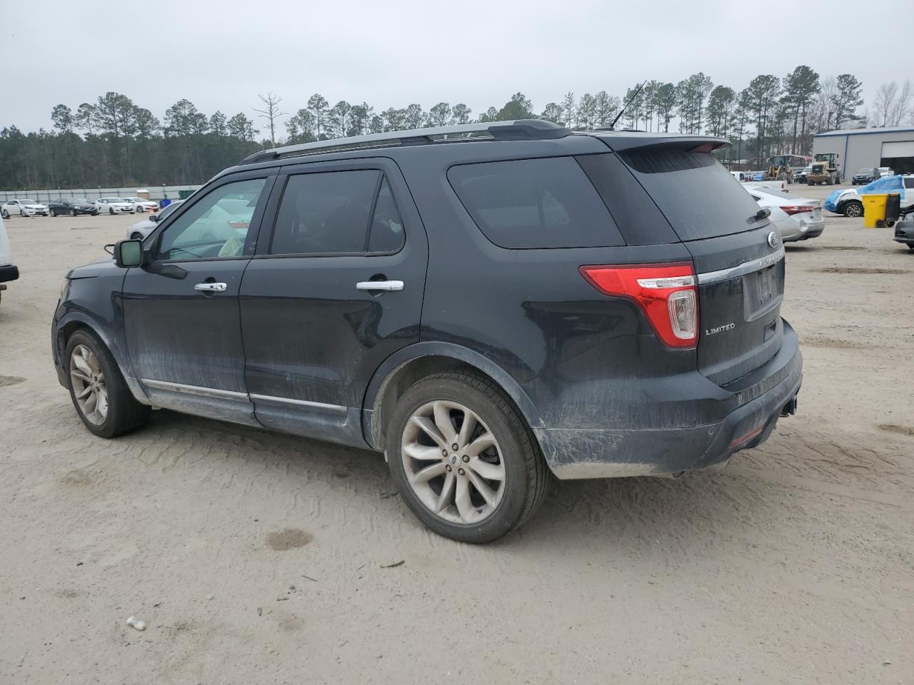 2014 Ford Explorer - Image 2