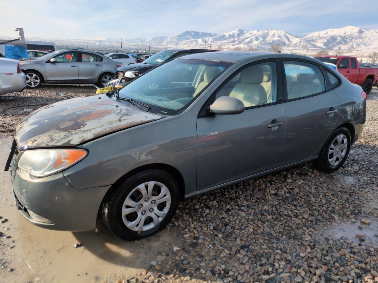 2010 Hyundai Elantra - Image 1