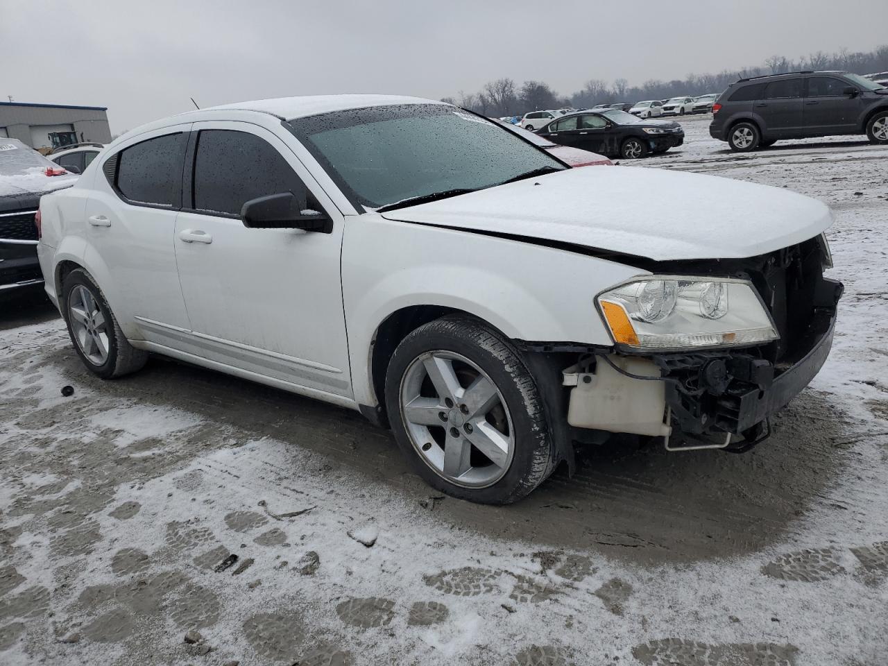 2013 Dodge Avenger - Image 4