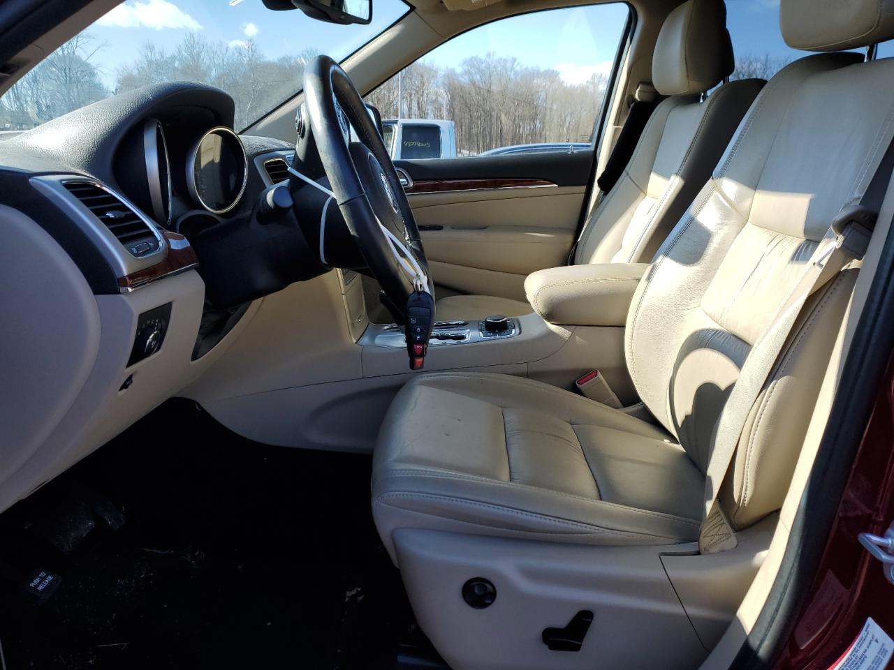 2012 Jeep Grand Cherokee - Image 7