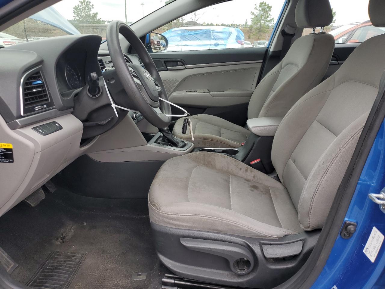 2017 Hyundai Elantra - Image 7