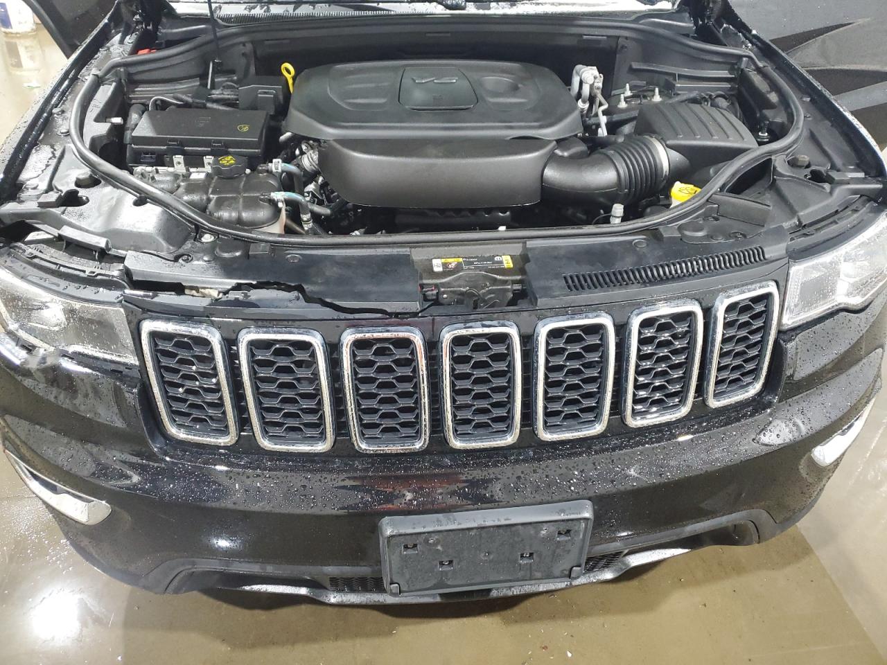 2021 Jeep Grand Cherokee - Image 13