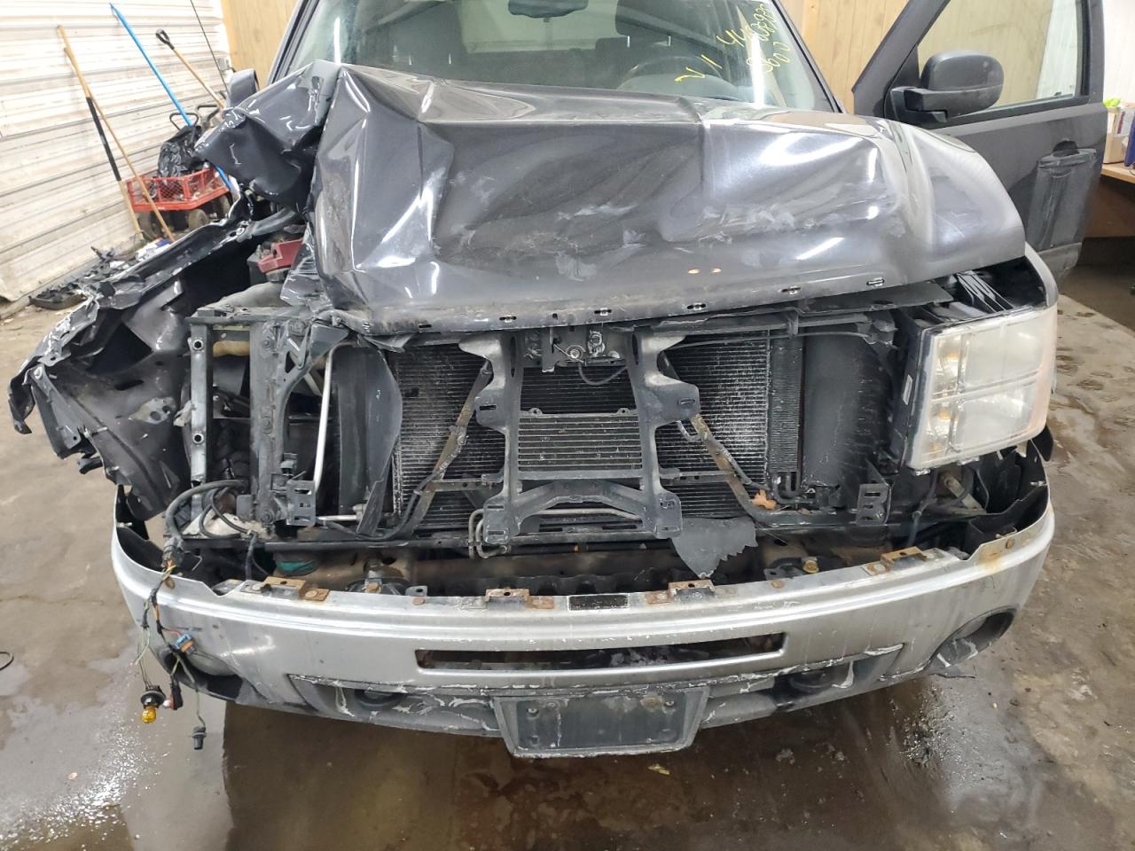 2011 GMC Sierra - Image 12