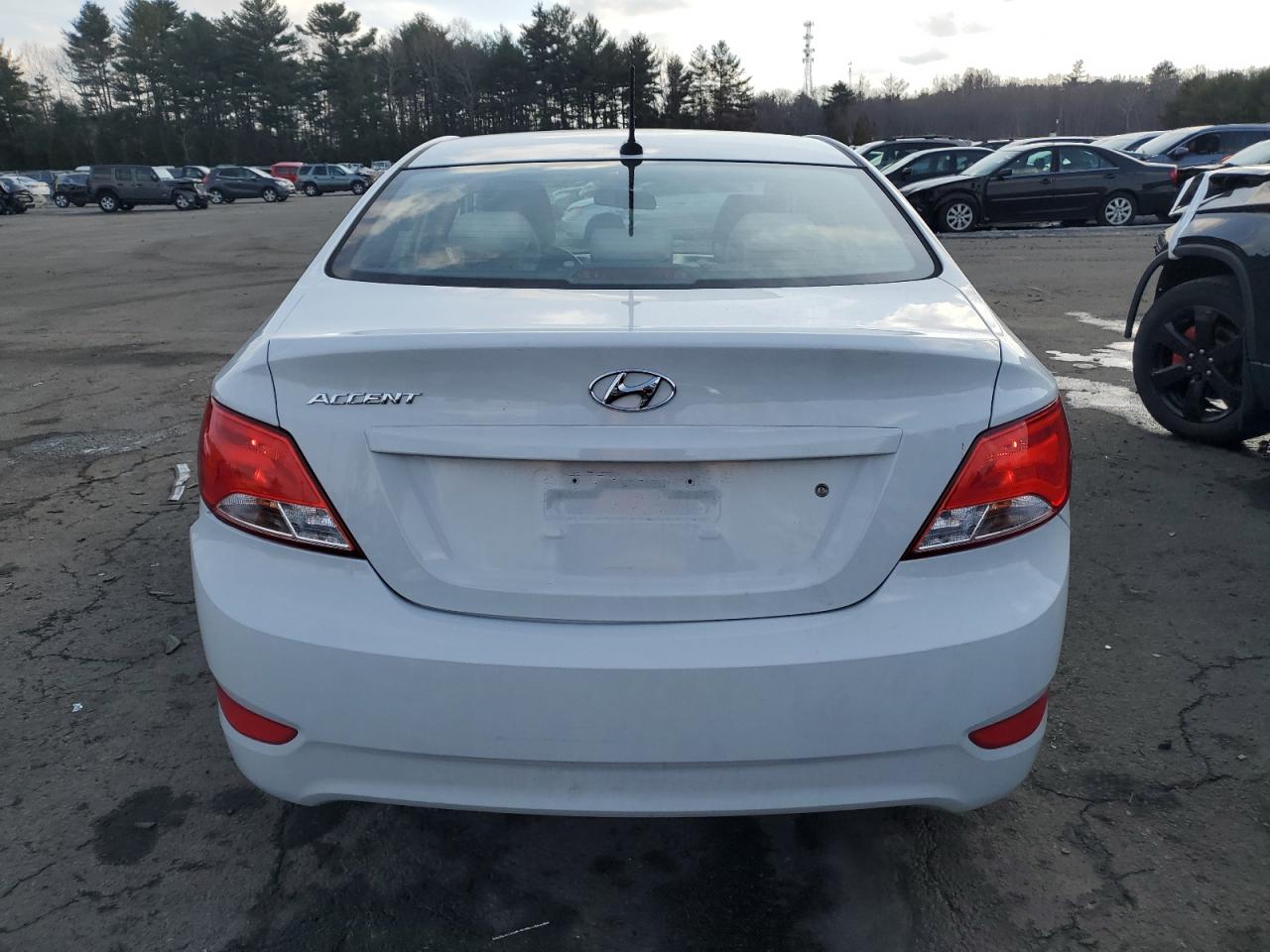 2017 Hyundai Accent - Image 6