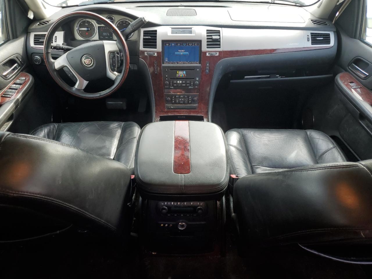 2009 Cadillac Escalade - Image 8