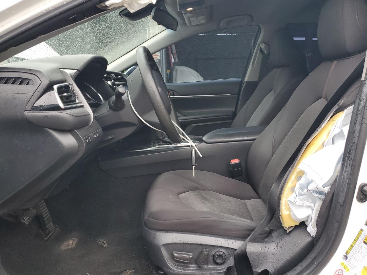 2018 Toyota Camry - Image 7