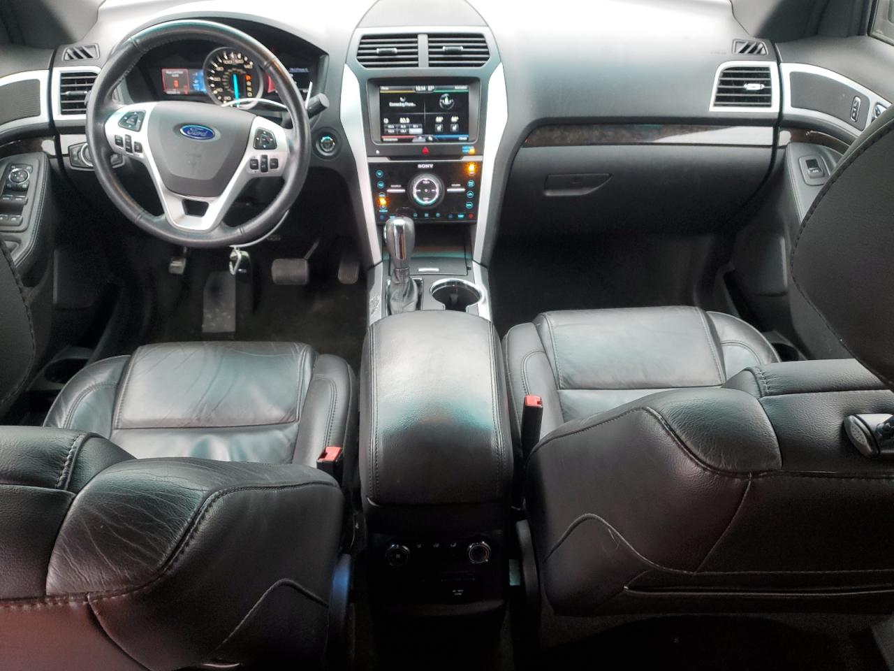 2014 Ford Explorer - Image 8