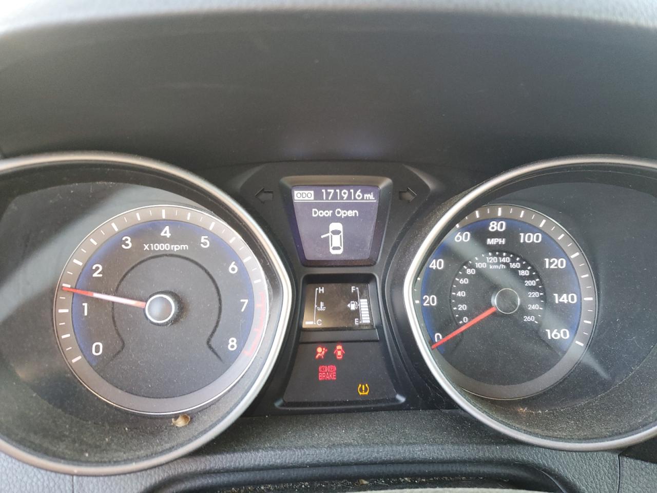 2013 Hyundai Elantra - Image 9