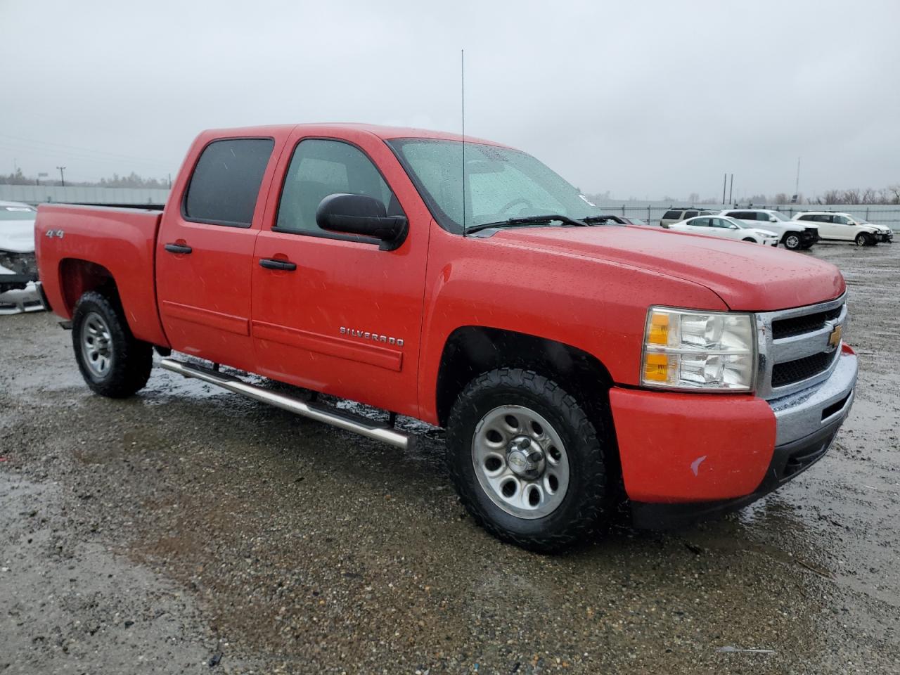 2011 Chevrolet Silverado - Image 4