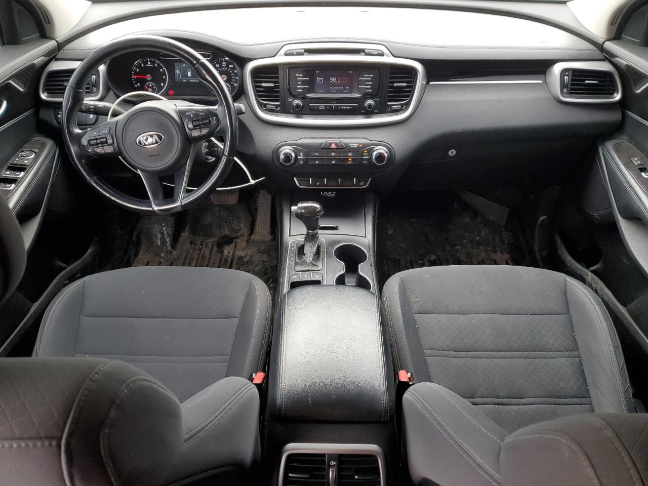 2016 Kia Sorento - Image 8