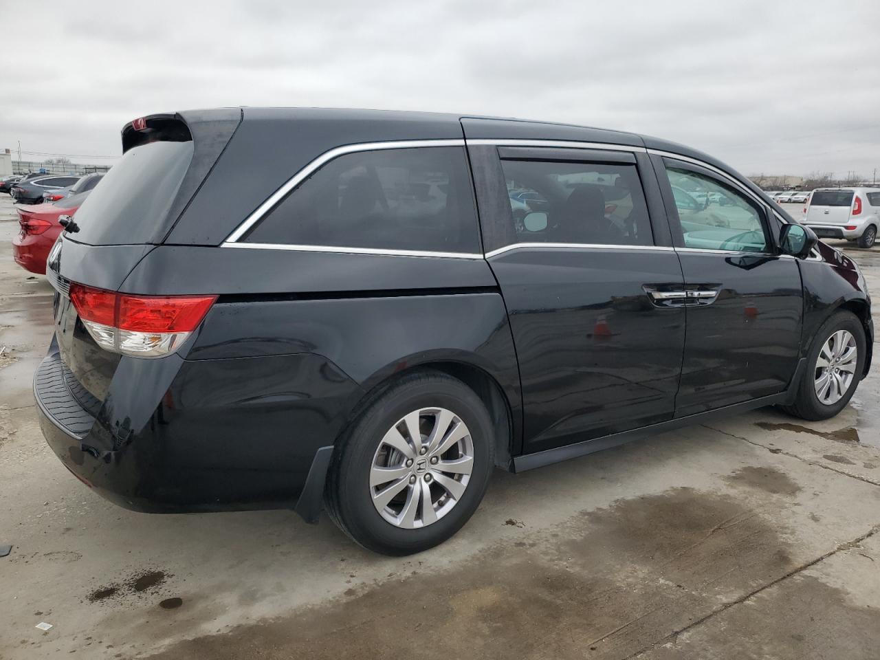 2014 Honda Odyssey - Image 3