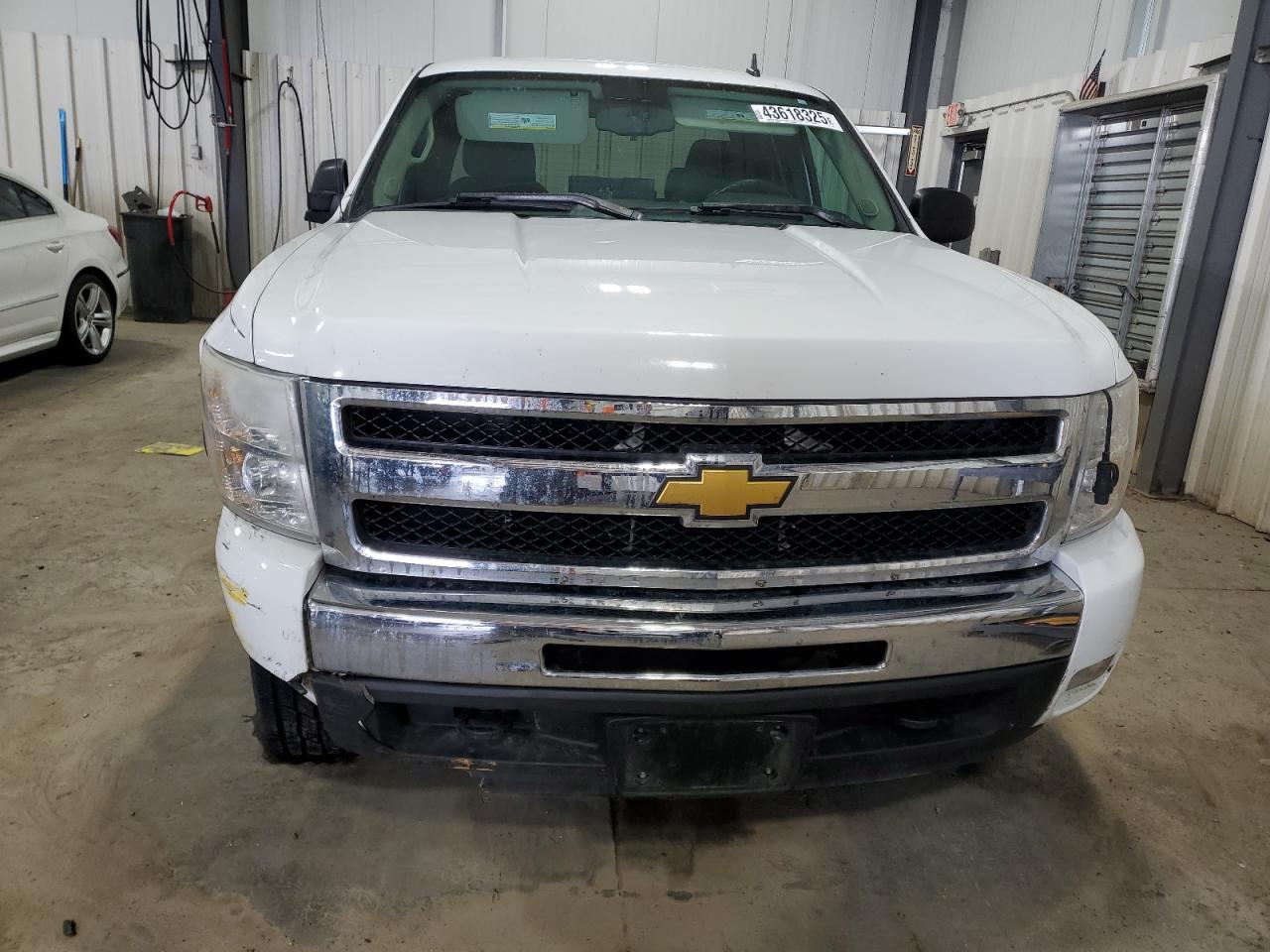 2011 Chevrolet Silverado - Image 5