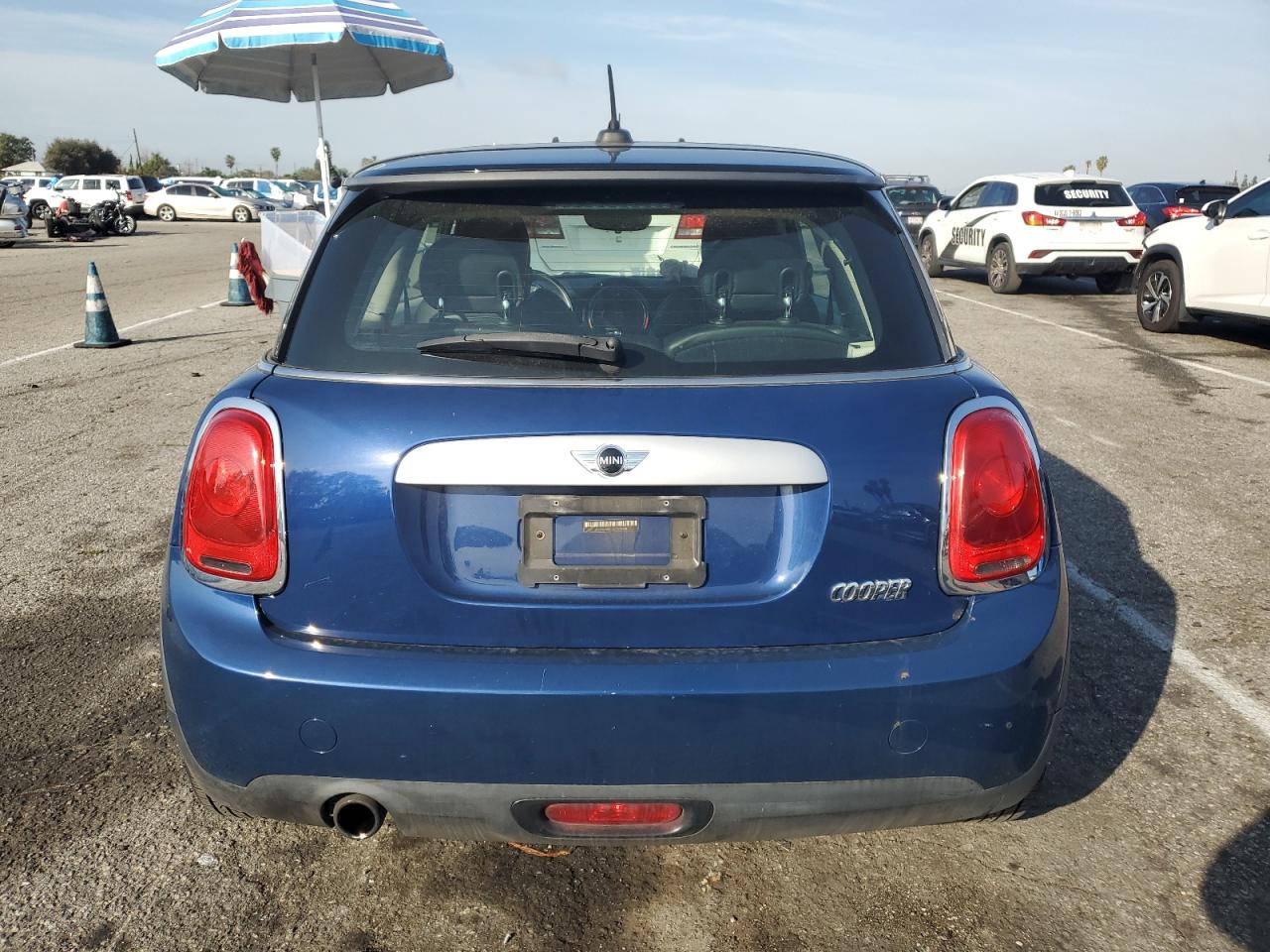 2015 MINI Cooper - Image 6