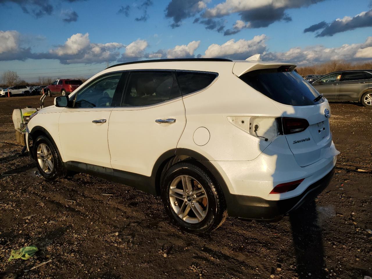 2017 Hyundai Santa Fe - Image 2