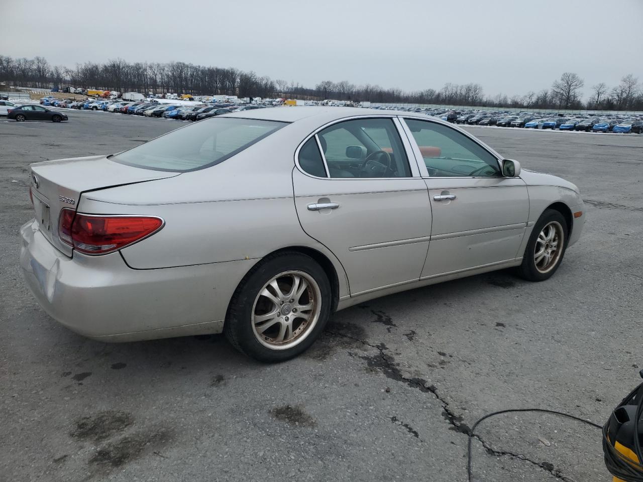 2005 Lexus ES - Image 3