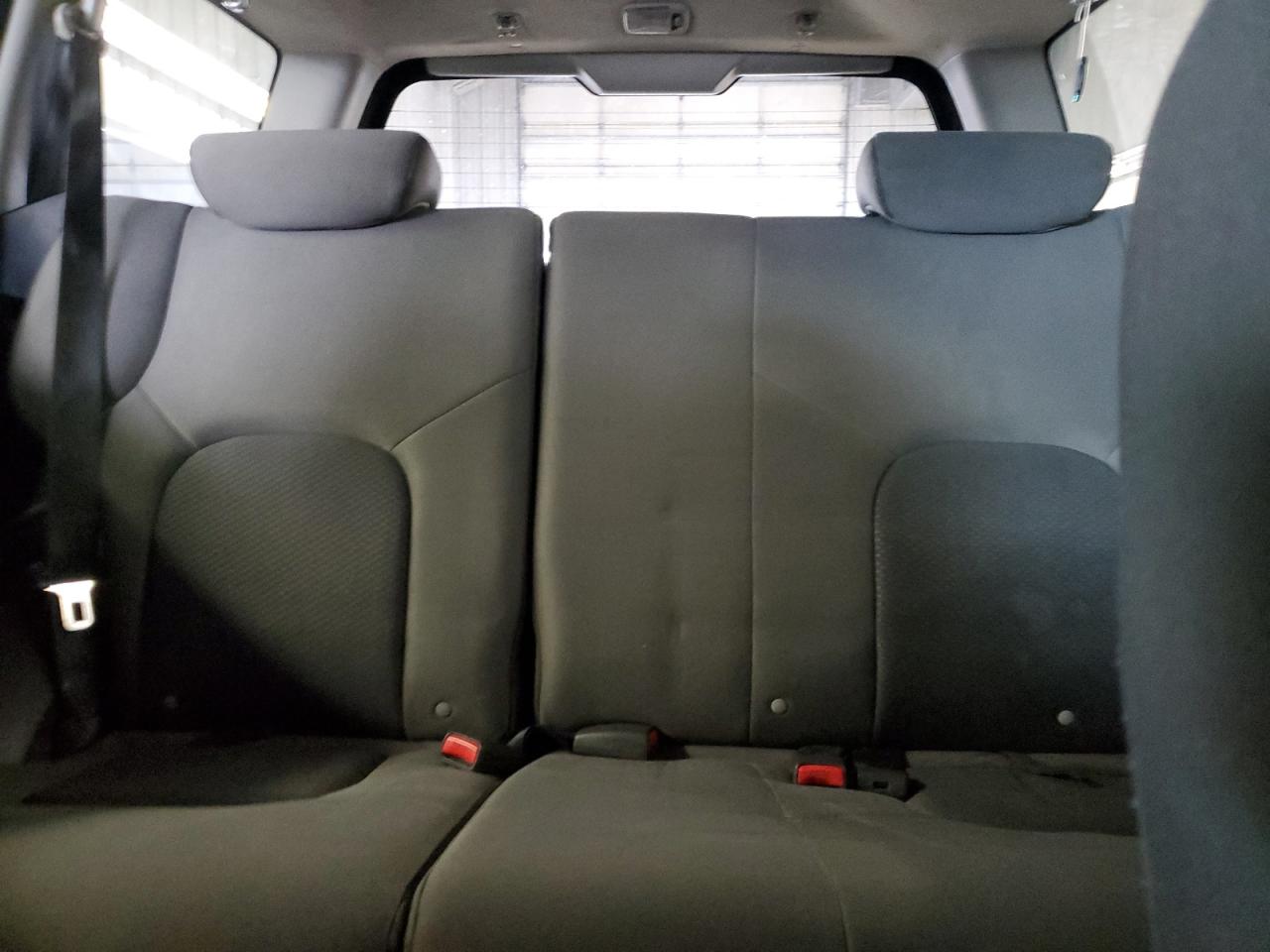 2010 Nissan XTerra - Image 10